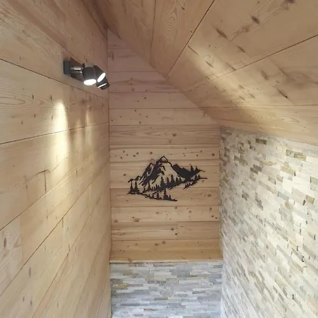 Holiday home Beautiful In Saint-pierre-dalbigny